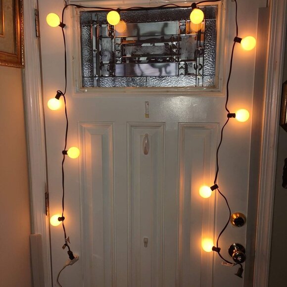 Warm Yellow Globe String Lights 10 Bulbs Indoor/Outdoor Brown Wire 8 Ft Plug-In - Picture 1 of 5